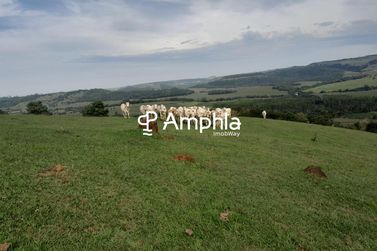 Ch&aacute;cara &agrave; venda - 121000m&sup2; - &Aacute;rea Rural