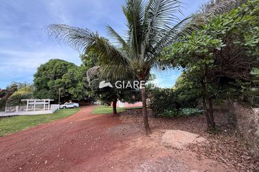 Ch&aacute;cara &agrave; venda - 220m&sup2; - BOA VISTA
