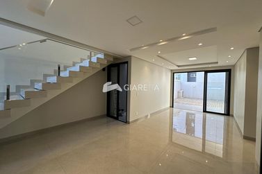 Sobrado &agrave; venda - 165m&sup2; - JARDIM GISELA