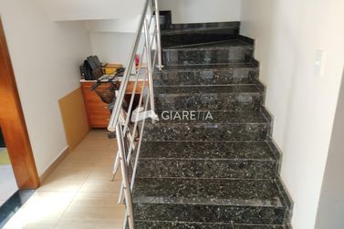 Sobrado &agrave; venda - 194m&sup2; - VILA INDUSTRIAL