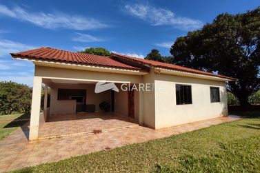 S&iacute;tio &agrave; venda - 180m&sup2; - DEZ DE MAIO