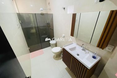 Apartamento &agrave; venda - 137m&sup2; - CENTRO