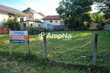 Terreno &agrave; venda - 400m&sup2; - Centro