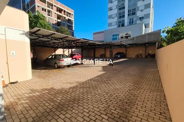 Apartamento para alugar - 85m&sup2; - CENTRO