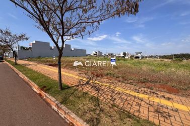 Terreno &agrave; venda - 360m&sup2; - VILA INDUSTRIAL