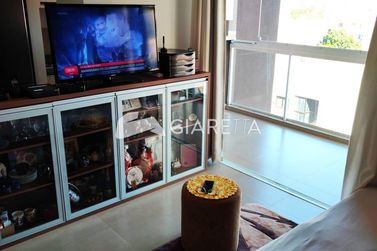 Apartamento &agrave; venda - 75m&sup2; - CENTRO