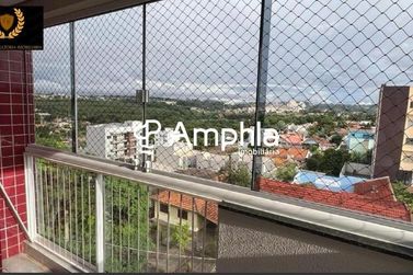 Apartamento &agrave; venda - 98m&sup2; - Centro