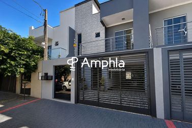 Sobrado &agrave; venda - 100m&sup2; - Santa Cruz