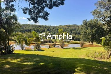 Ch&aacute;cara &agrave; venda - 170m&sup2; - LINHA CERAMICA PRATA