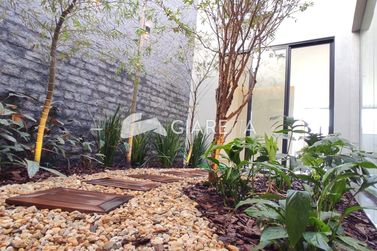 Sobrado &agrave; venda - 162m&sup2; - JARDIM GISELA