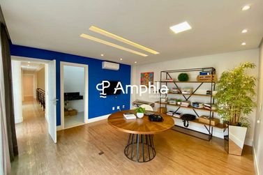 Sobrado &agrave; venda - 242m&sup2; - Canad&aacute;