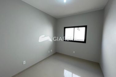 Casa para alugar - 106m&sup2; - JARDIM PANCERA