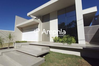 Casa &agrave; venda - 327m&sup2; - Vila Industrial