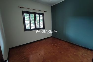 Casa para alugar - 212m&sup2; - CENTRO