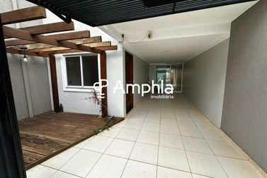 Sobrado &agrave; venda - 109m&sup2; - Pioneiros Catarinenses