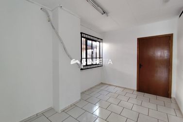 Sala Comercial para alugar - 68m&sup2; - CENTRO