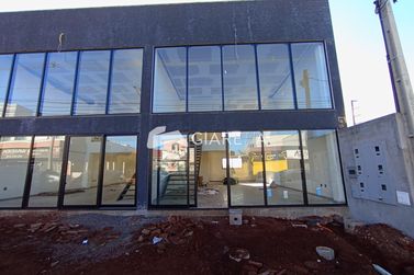 Sala Comercial para alugar - 200m&sup2; - VILA PIONEIRO