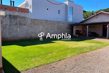 Casa &agrave; venda - 238m&sup2; - Jardim Porto Alegre