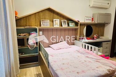 Sobrado &agrave; venda - 255m&sup2; - JARDIM LA SALLE