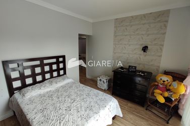 Sobrado &agrave; venda - 225m&sup2; - CENTRO