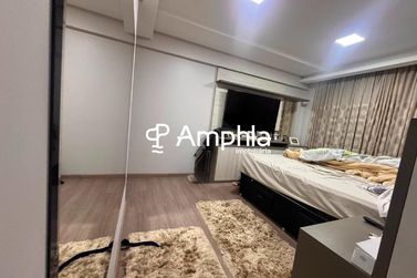 Apartamento &agrave; venda - 250m&sup2; - Centro