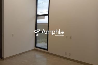 Casa &agrave; venda - 215m&sup2; - Vila Industrial