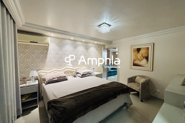 Casa &agrave; venda - 369m&sup2; - Centro