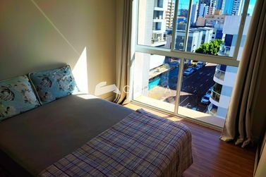 Apartamento &agrave; venda - 75m&sup2; - CENTRO