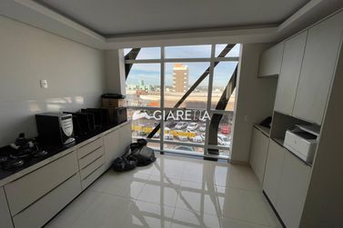 Apartamento para alugar - 100m&sup2; - CENTRO