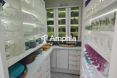 Apartamento &agrave; venda - 700m&sup2; - Centro