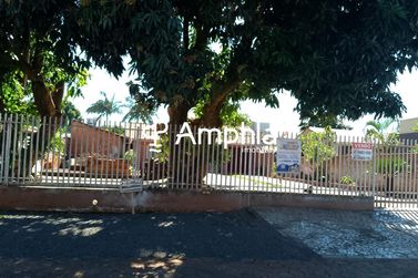 Casa &agrave; venda - 213m&sup2; - Vila Industrial