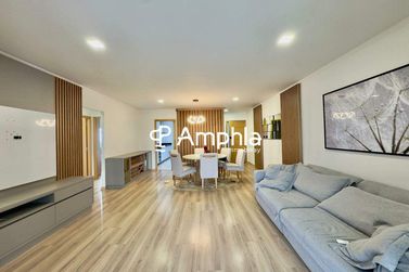 Apartamento &agrave; venda - 140m&sup2; - Centro