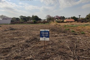Terreno &agrave; venda - 500m&sup2; - VILA INDUSTRIAL