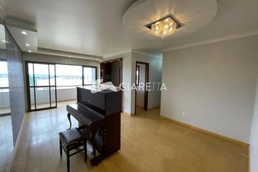 Apartamento &agrave; venda - 102m&sup2; - CENTRO