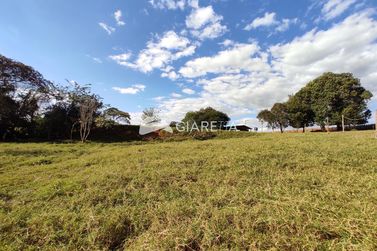 Ch&aacute;cara &agrave; venda - 920m&sup2; - ZONA RURAL