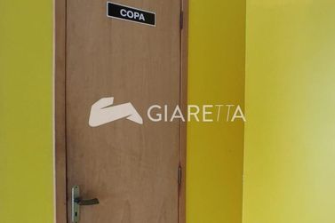 Sala Comercial para alugar - 180m&sup2; - CENTRO