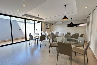 Apartamento para alugar - 125m&sup2; - CENTRO