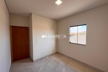 Casa &agrave; venda - 63m&sup2; - JARDIM PINHEIRINHO