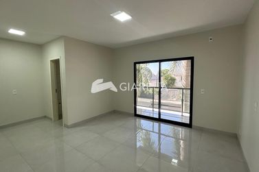 Sobrado &agrave; venda - 152m&sup2; - JARDIM GISELA