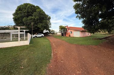 Ch&aacute;cara &agrave; venda - 220m&sup2; - BOA VISTA