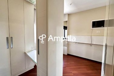 Apartamento &agrave; venda - 227m&sup2; - Centro