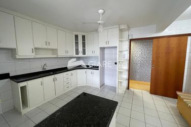 Apartamento &agrave; venda - 102m&sup2; - CENTRO