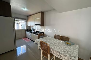 Sobrado &agrave; venda - 71m&sup2; - CENTRO