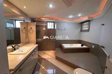 Apartamento &agrave; venda - 307m&sup2; - CENTRO