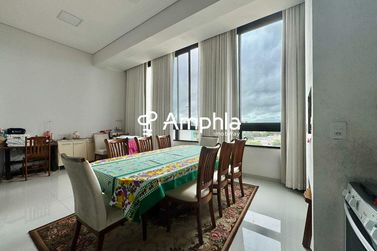 Apartamento &agrave; venda - 166m&sup2; - Jardim La Salle