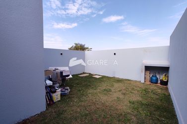 Casa para alugar - 105m&sup2; - JARDIM PANCERA