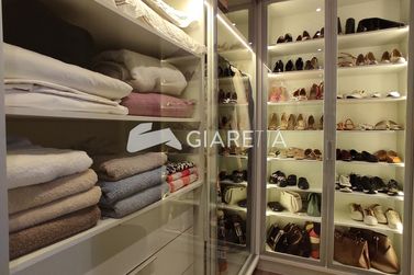 Apartamento &agrave; venda - 147m&sup2; - CENTRO