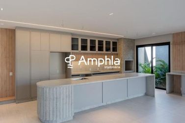Sobrado &agrave; venda - 301m&sup2; - Country