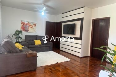 Terreno &agrave; venda - 90m&sup2; - Centro