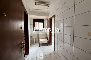 Apartamento &agrave; venda - 112m&sup2; - Centro